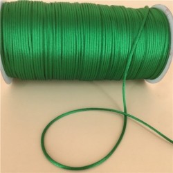 Fil satin pour macramé 2mm pour 10m couleur Vert émeraude